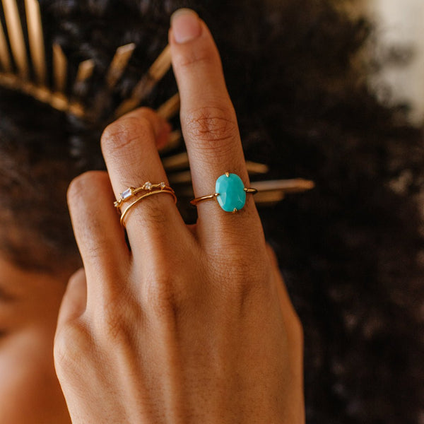 KIND OVAL RING TURQUOISE GOLD SO PRETTY CARA COTTER