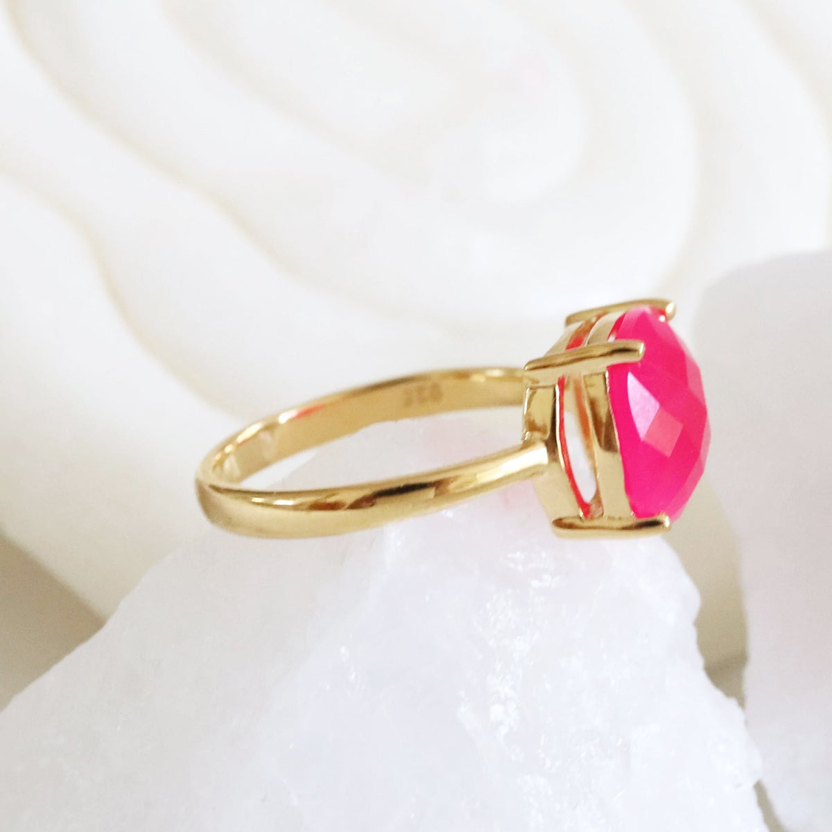 GLEE RING - HOT PINK CHALCEDONY &amp; GOLD - SO PRETTY CARA COTTER