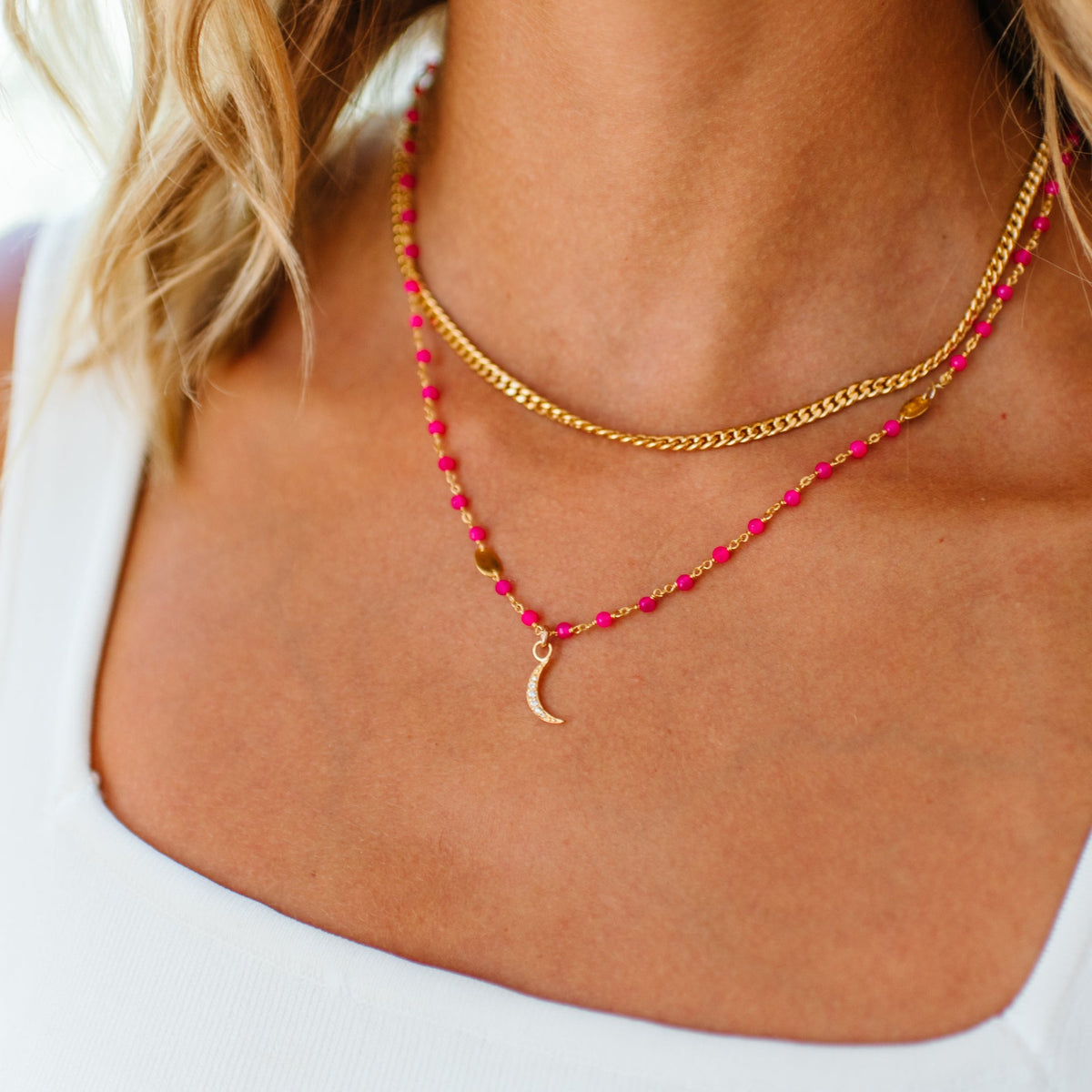 ICONIC SHORT BEADED NECKLACE - HOT PINK CHALCEDONY &amp; GOLD 16-20&quot; - SO PRETTY CARA COTTER