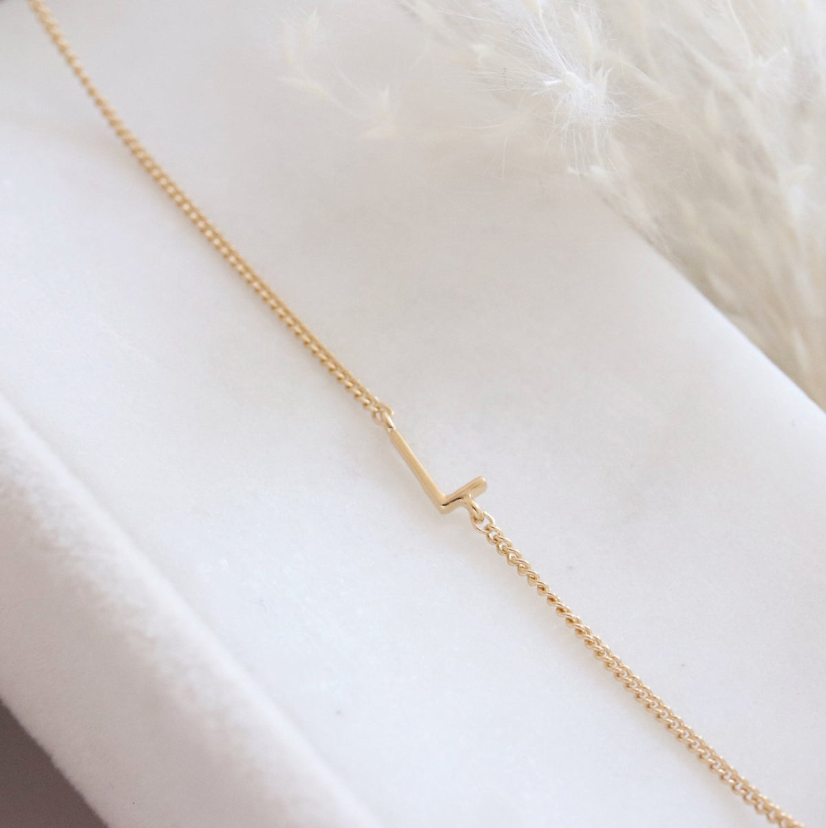 NOTABLE OFFSET INITIAL NECKLACE - L - GOLD - SO PRETTY CARA COTTER
