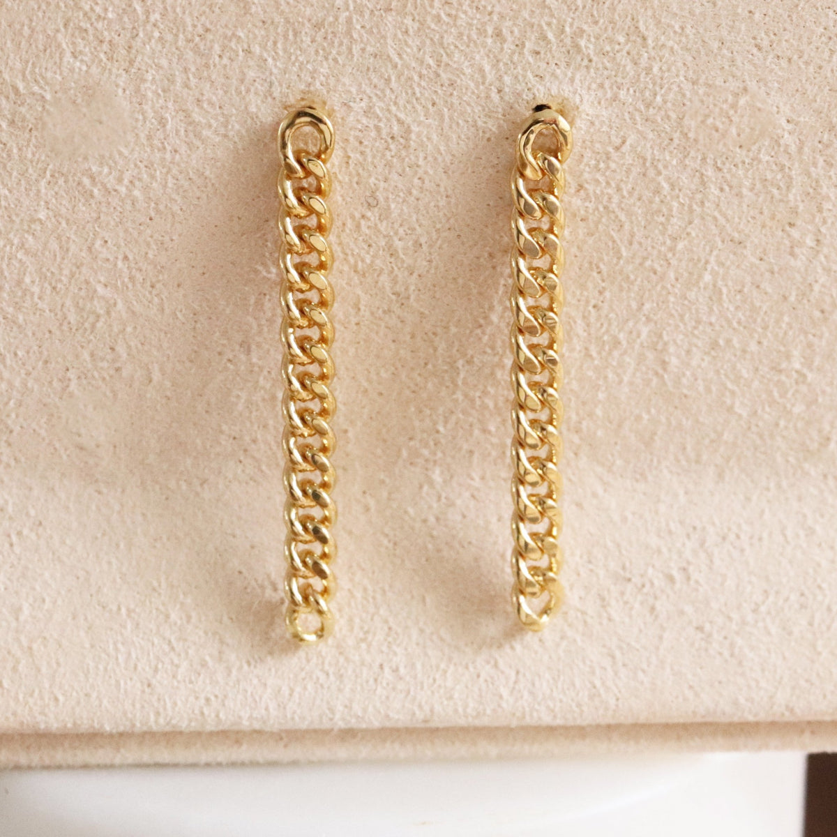 POISE CABLE LINK CHAIN DROP STUDS - GOLD - SO PRETTY CARA COTTER