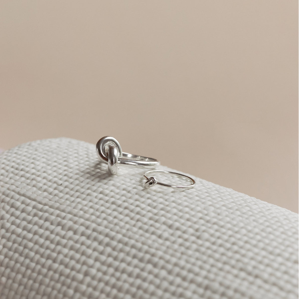 POISE KNOT COCKTAIL RING - SILVER - SO PRETTY CARA COTTER