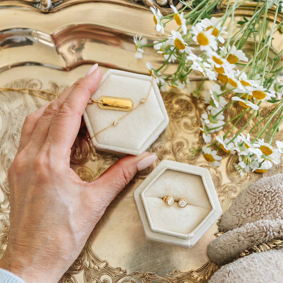 Fraiche Blank Engravable Pendant Necklace