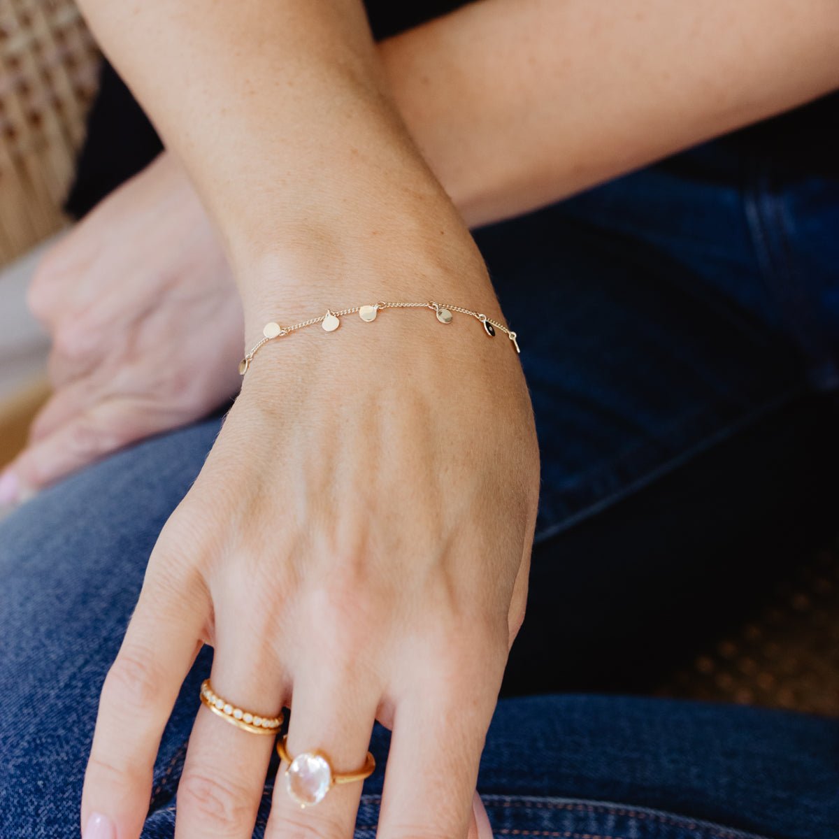 14K SOLID GOLD - POISE DISK BRACELET - DIAMOND - SO PRETTY CARA COTTER