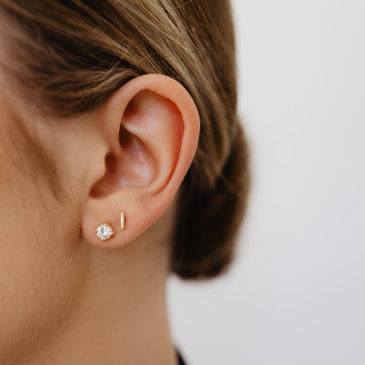 14K SOLID GOLD - TINY POISE BAR STUDS - SO PRETTY CARA COTTER