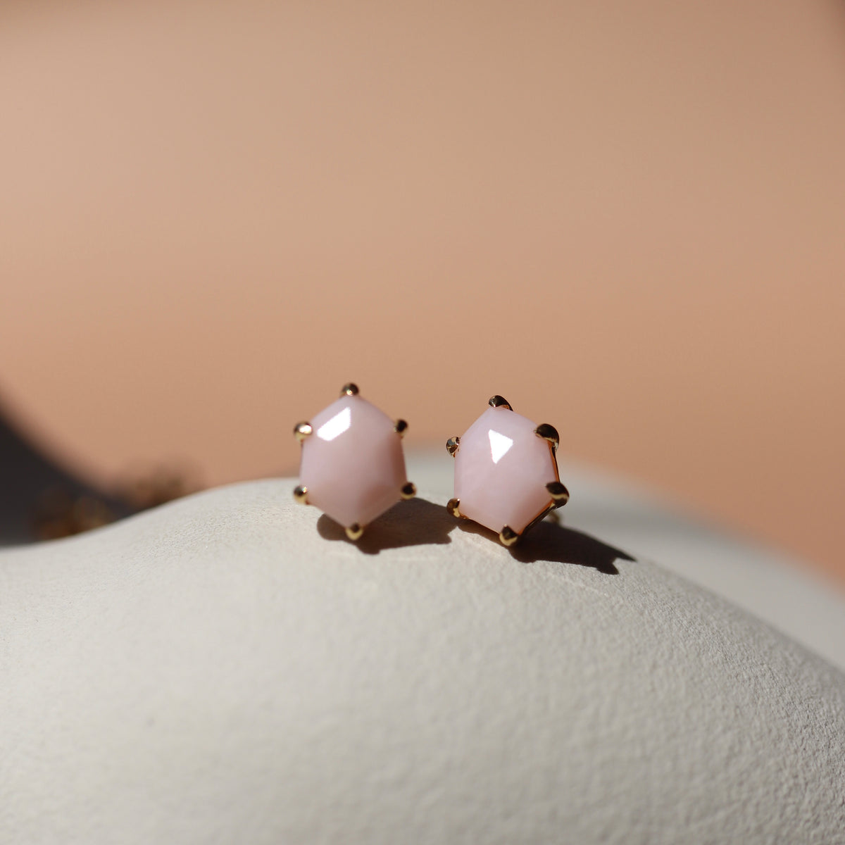 MINI HONOUR STUD EARRINGS - PINK OPAL & GOLD