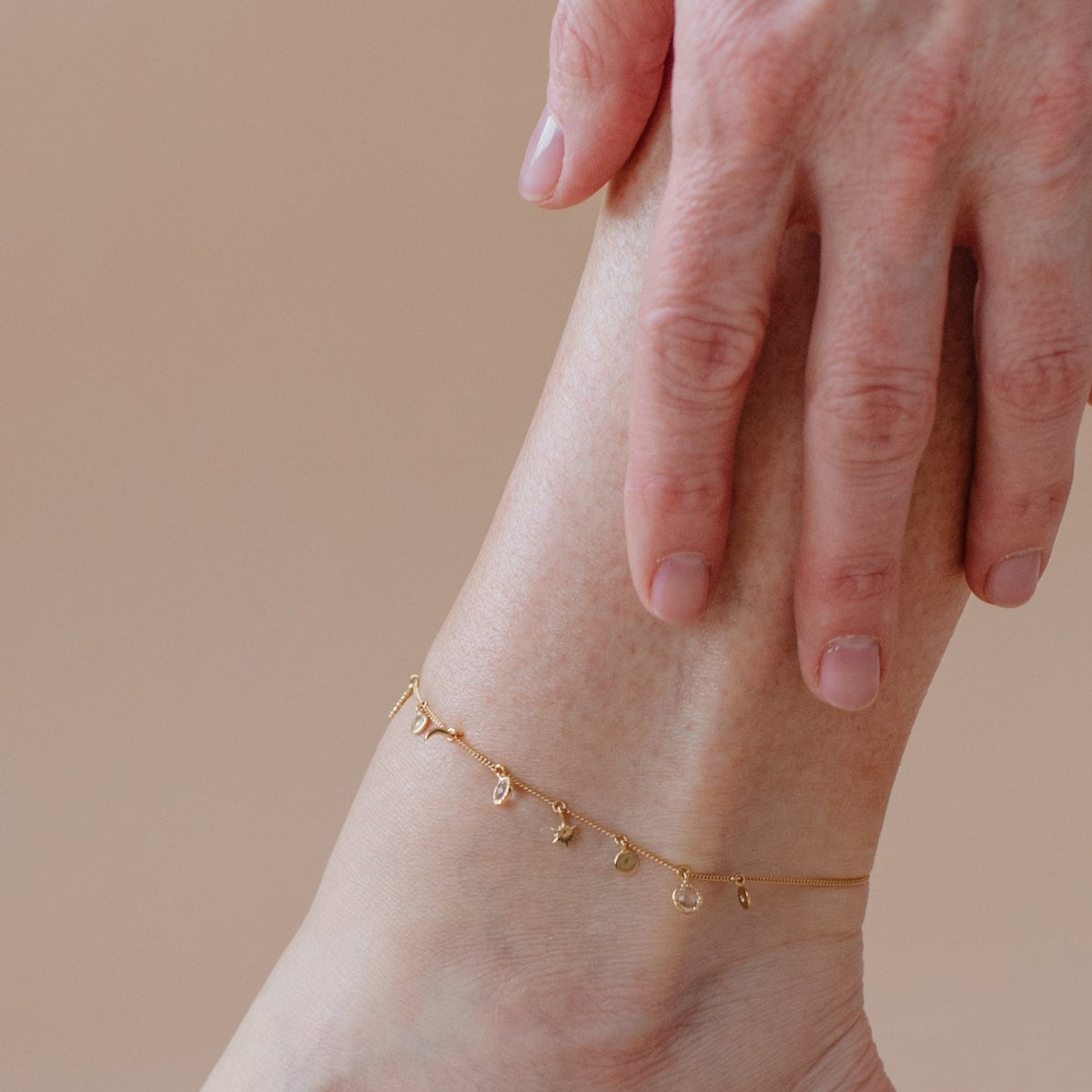ALL THE PRETTY THINGS ANKLET