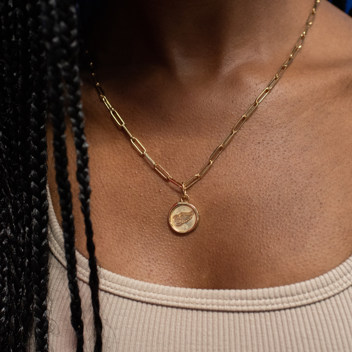Detroit Red Wings Wax Seal Oval  Link Pendant Necklace