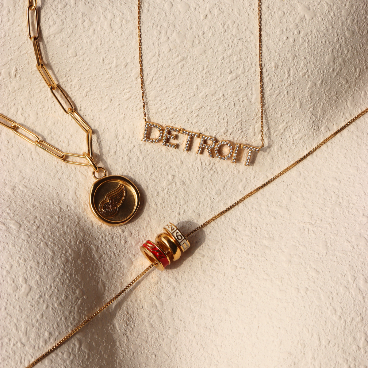Detroit Red Wings Wax Seal Oval  Link Pendant Necklace