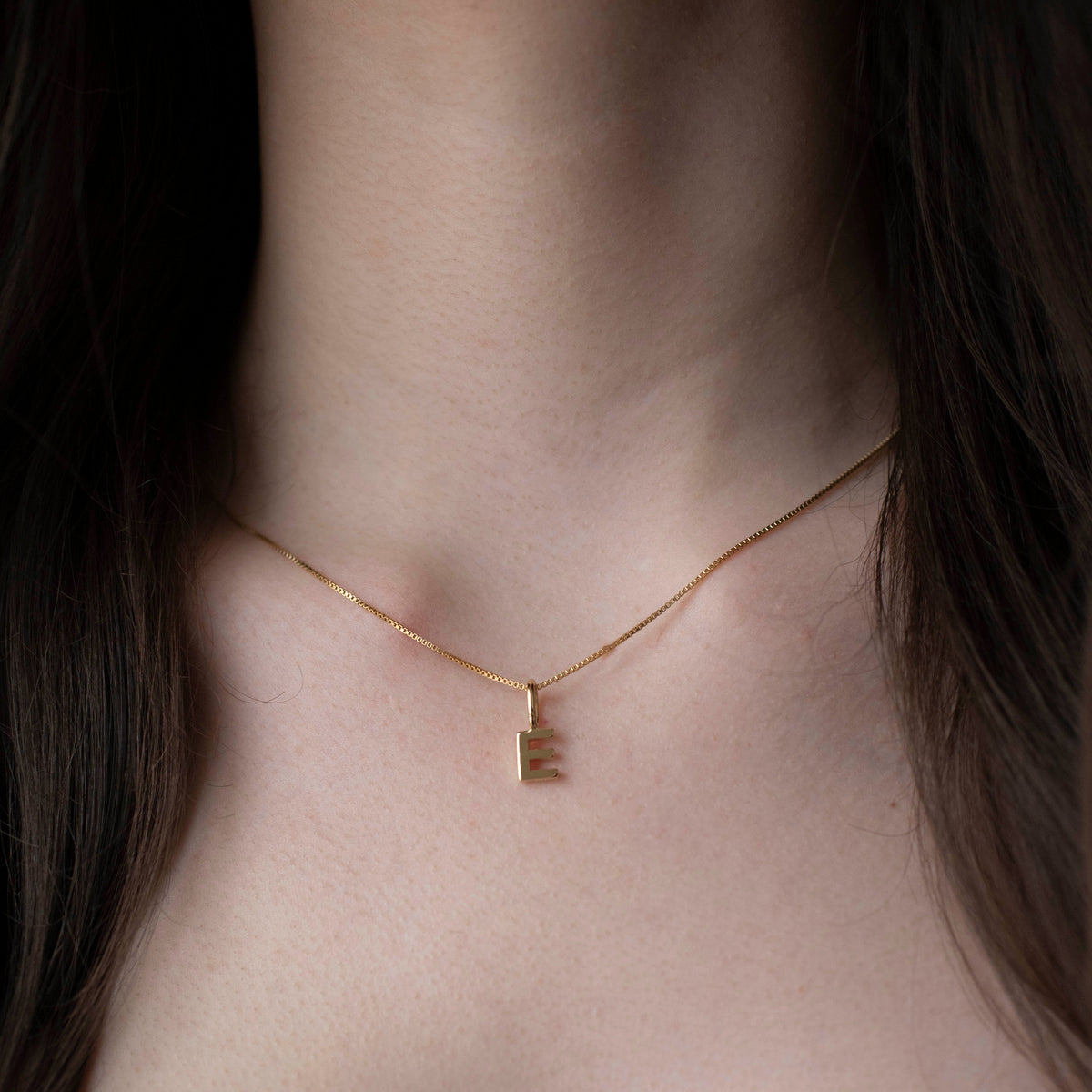 NOTABLE LETTER CHARM - E