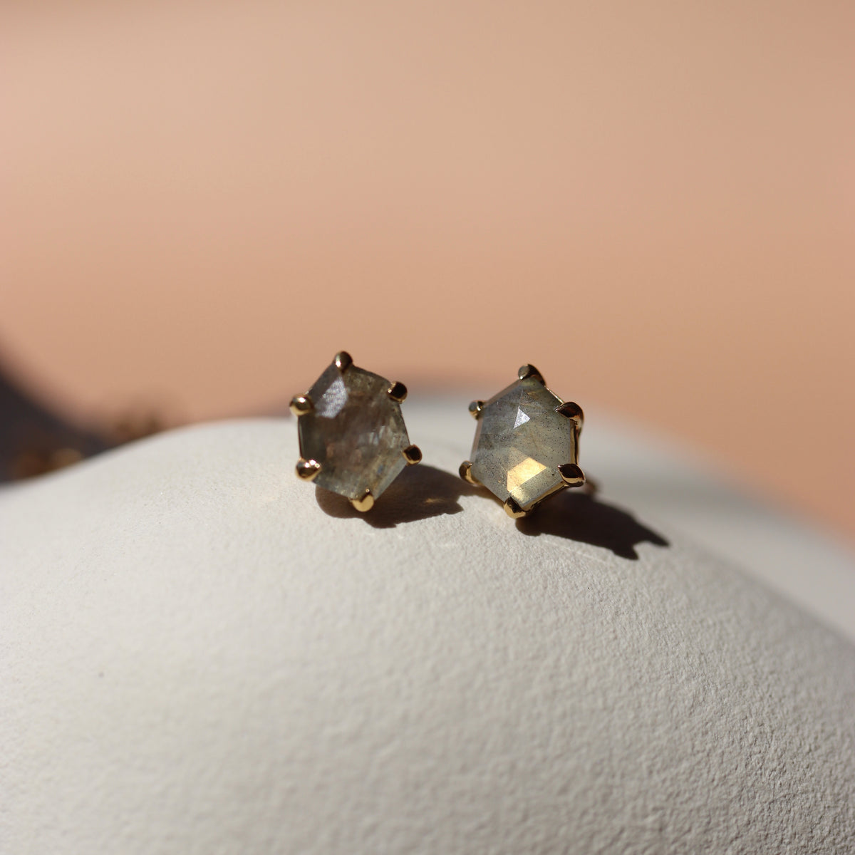 MINI HONOUR STUD EARRINGS - LABRADORITE & GOLD