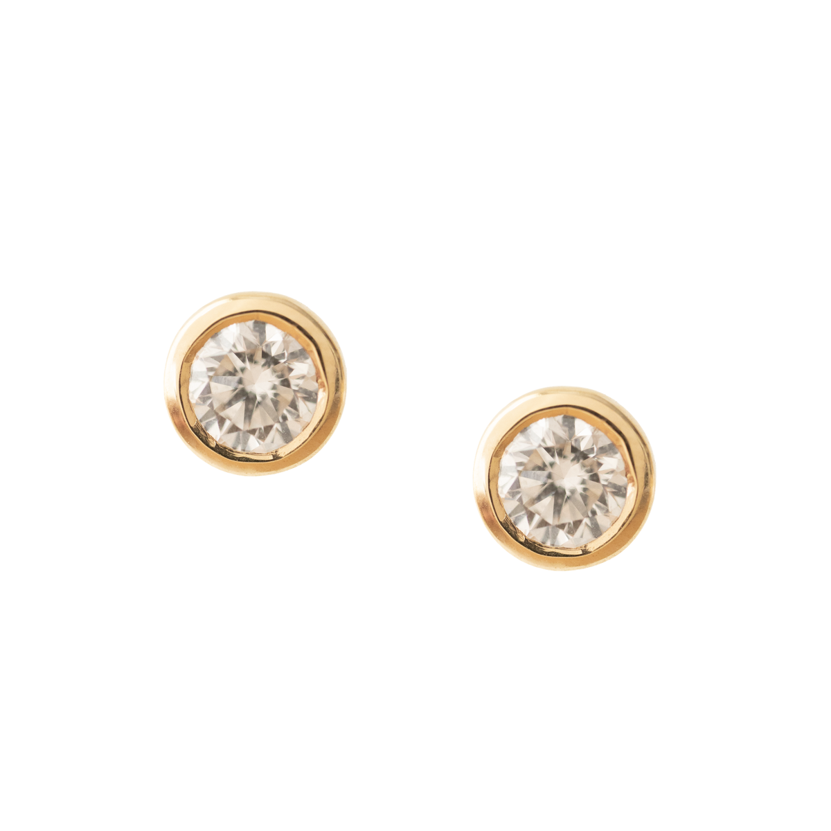 Fraiche Solitaire Diamond Studs