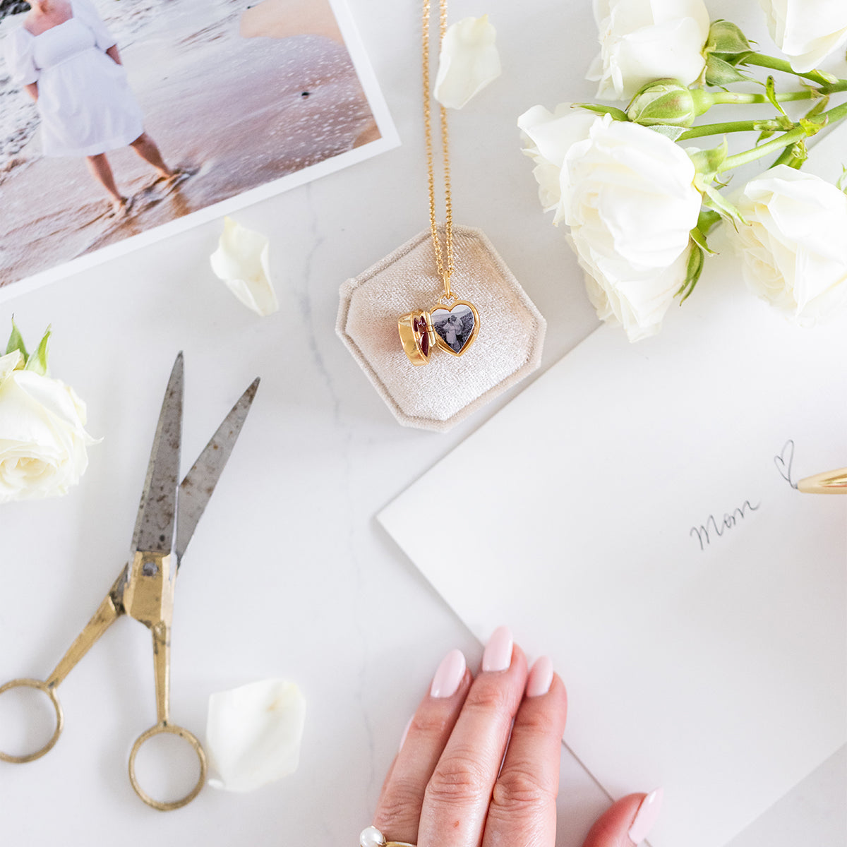 Fraiche_Gemstone_Heart_Locket_Red_Open