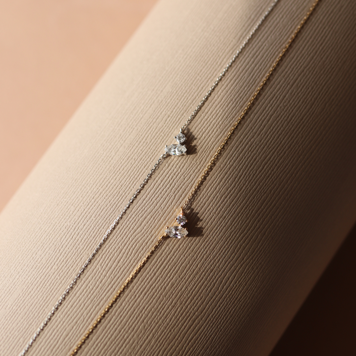 Fraiche_Toi_Et_Moi_Diamond_Necklace_11