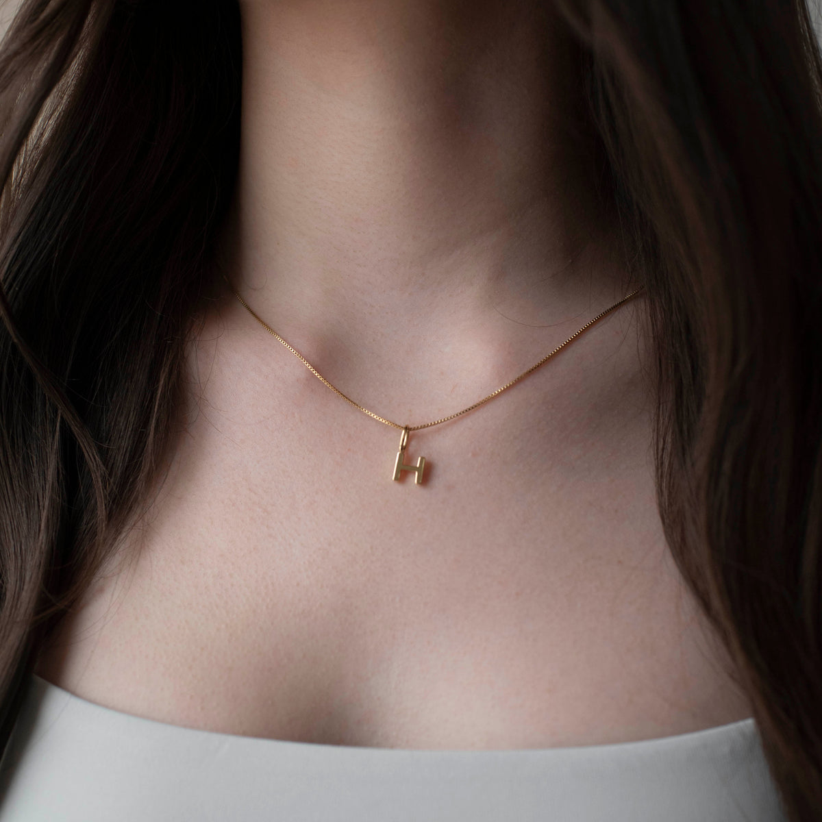 NOTABLE LETTER CHARM - H