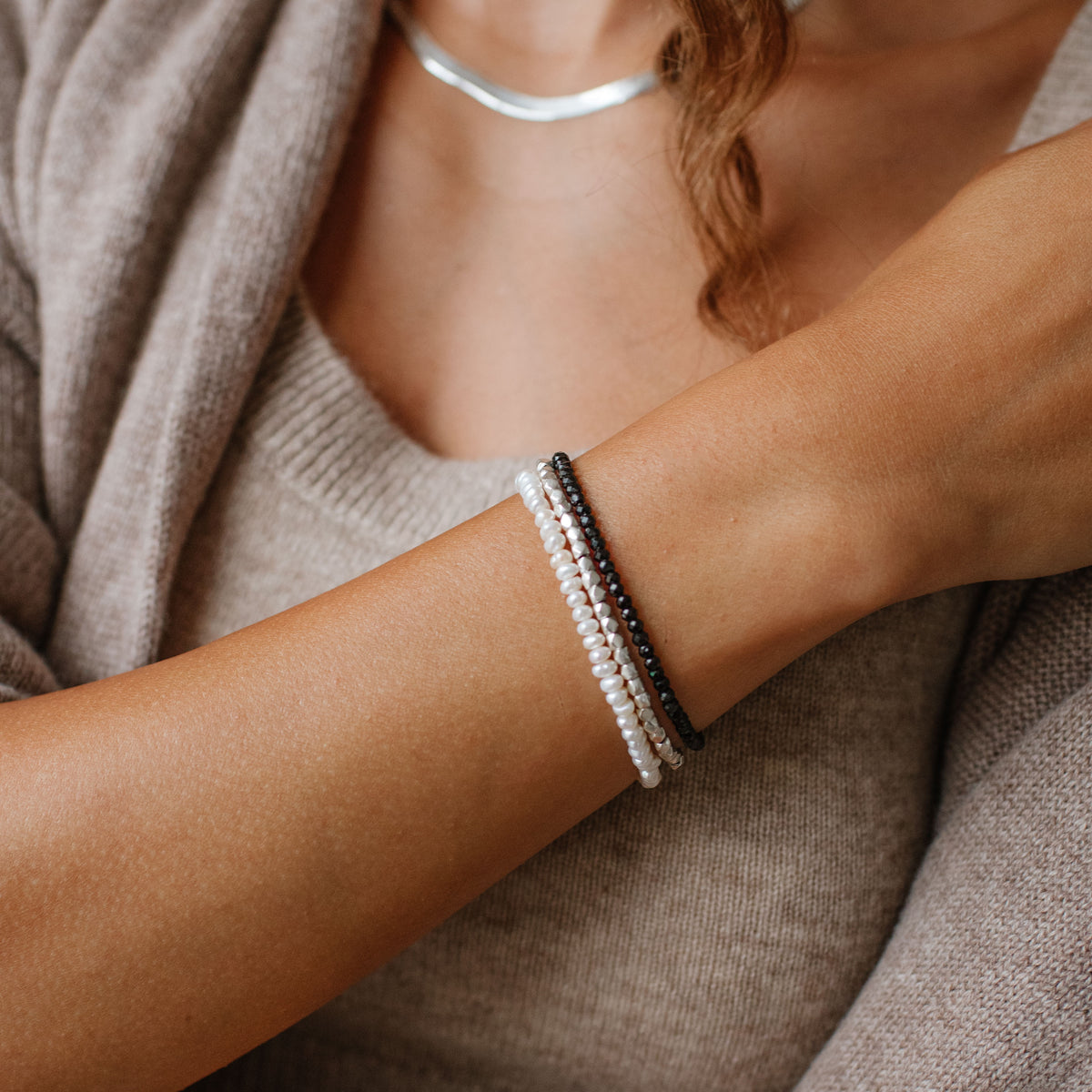 Iconic Beaded Stretch Bracelet - Black Onyx
