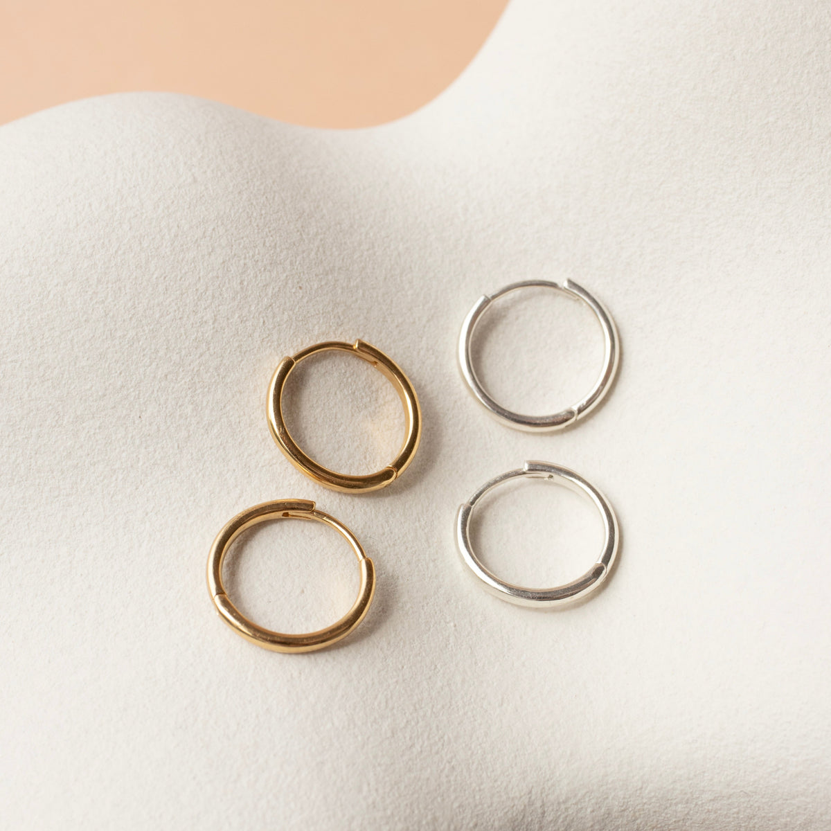 Poise Huggie Cylinder Hoops