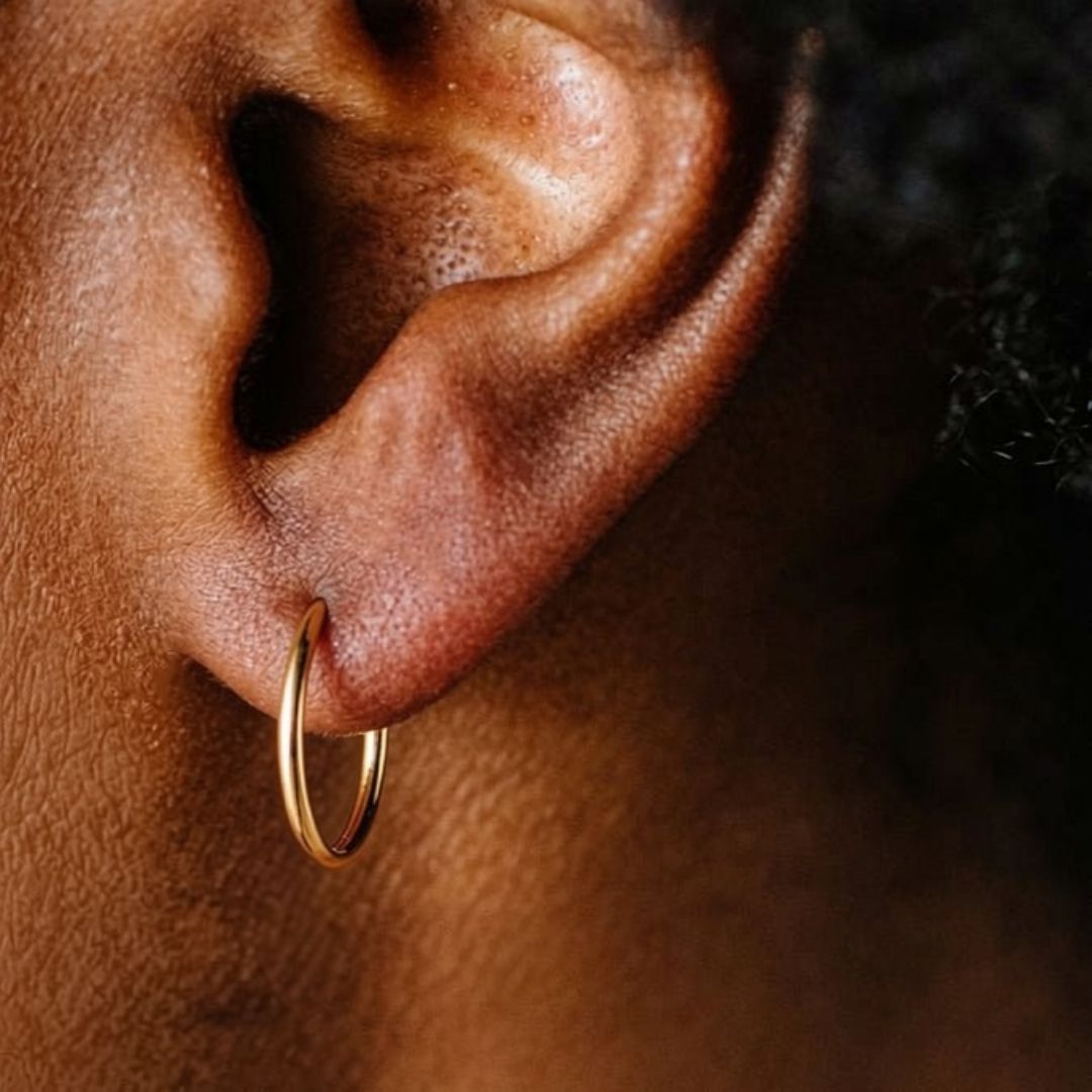 Poise Huggie Cylinder Hoops