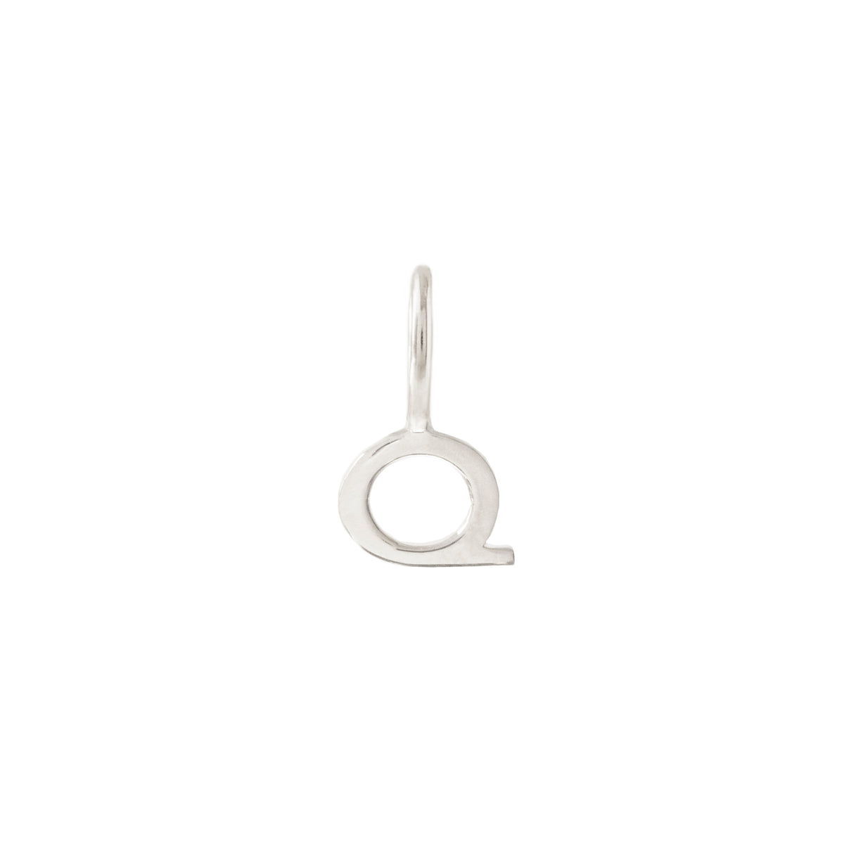 NOTABLE LETTER CHARM - Q