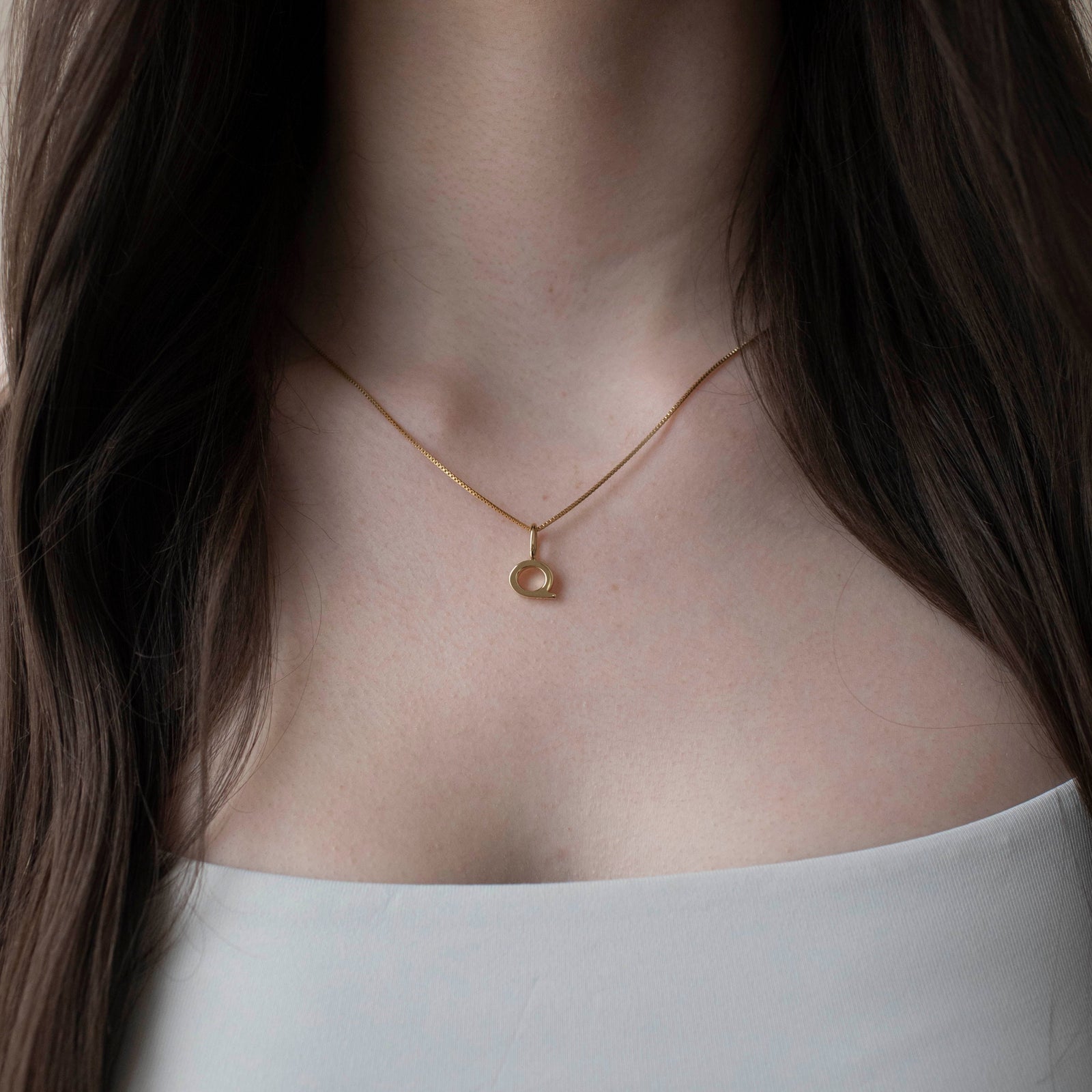 NOTABLE LETTER CHARM - Q - SO PRETTY CARA COTTER