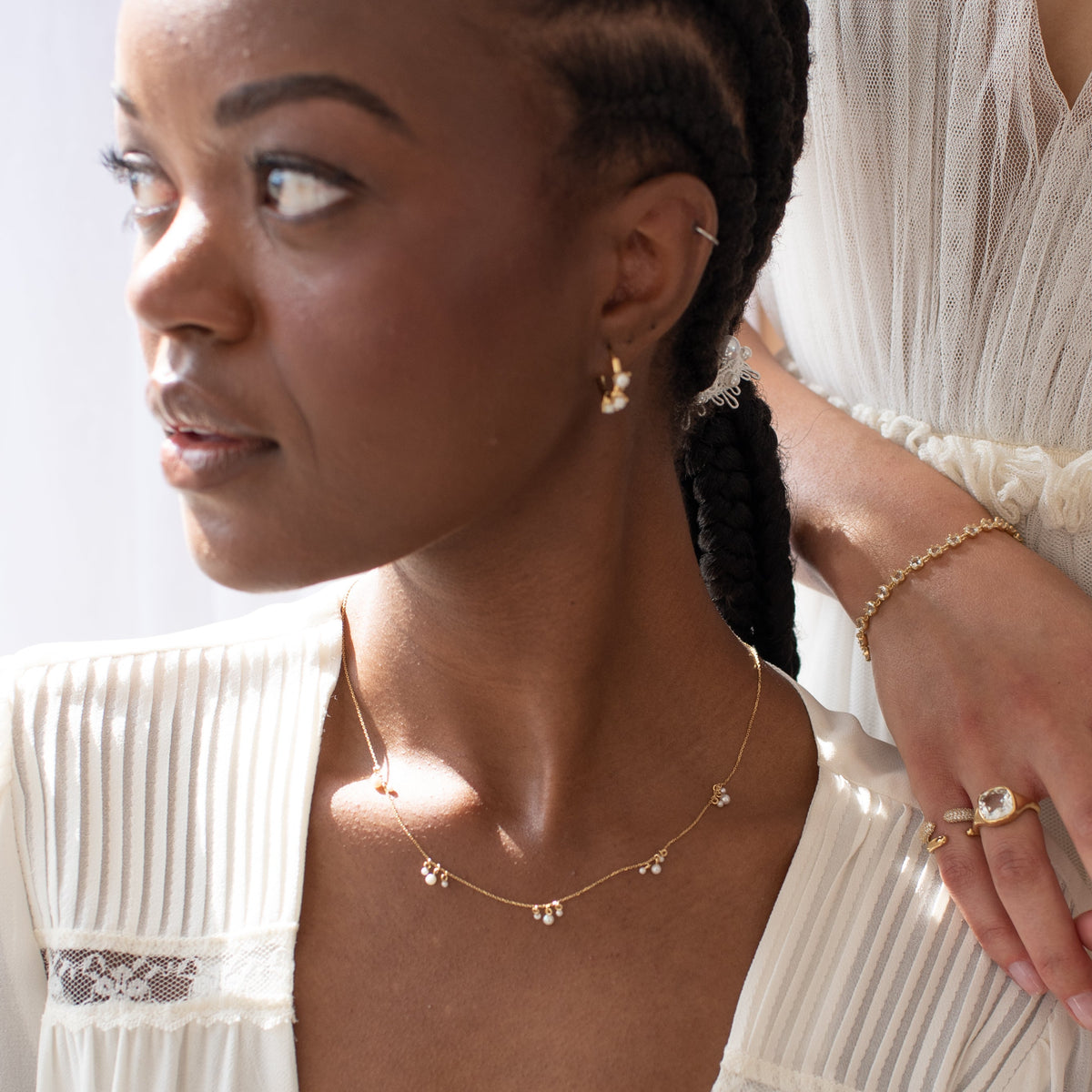 Radiant Cluster Necklace - Pearl