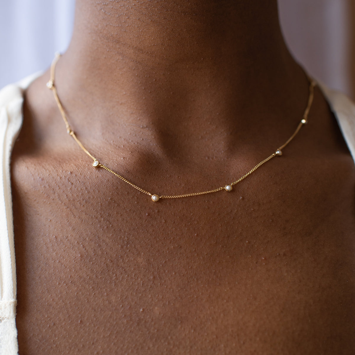 Tiny Love Necklace - Pearl