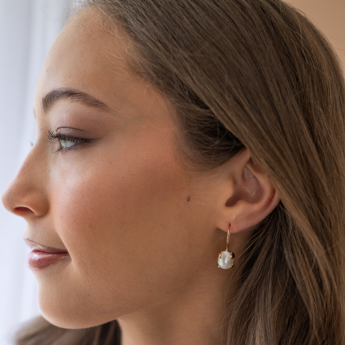 Glee Drop Earrings - Pearl