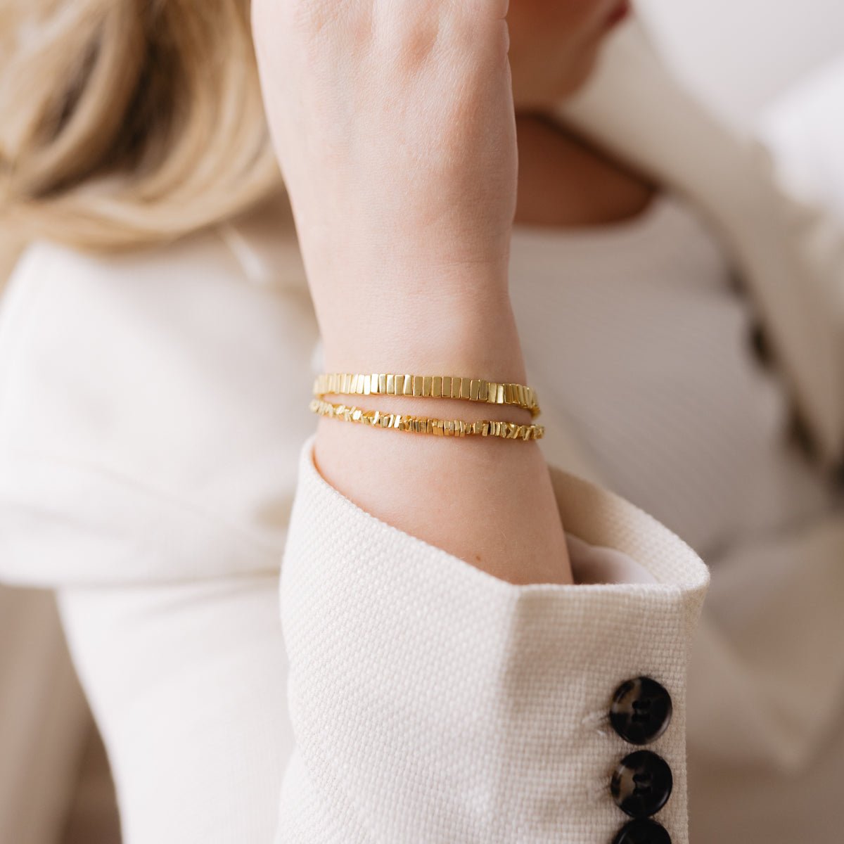 CGSI OSBORNE STRETCH BRACELET - GOLD - SO PRETTY CARA COTTER