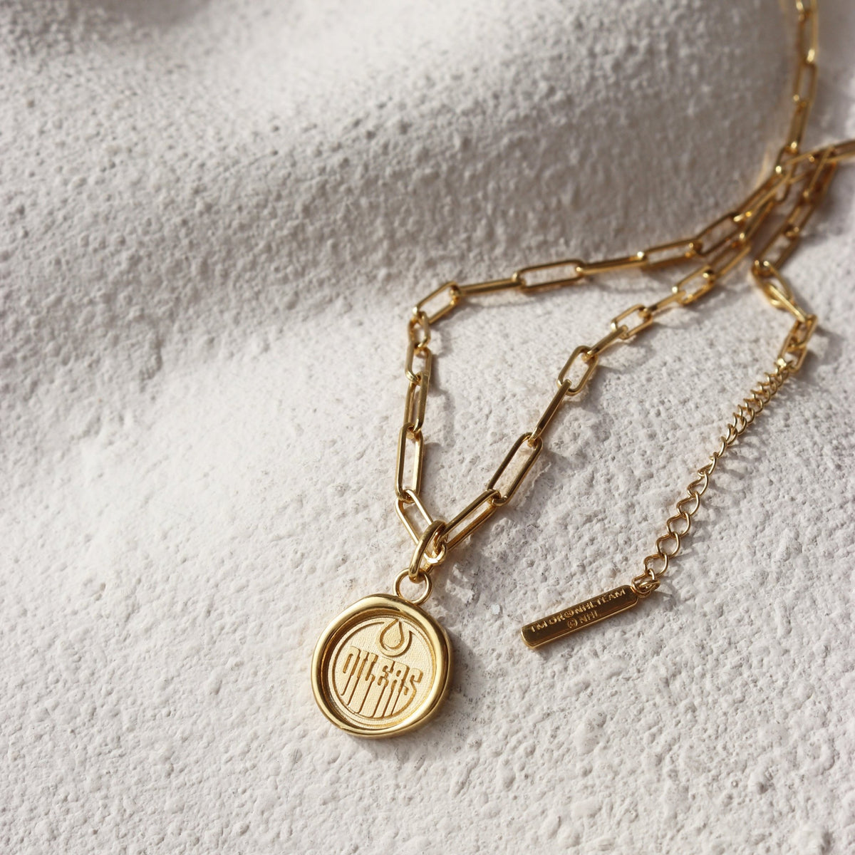 Edmonton Oilers Wax Seal Oval Link Pendant Necklace - SO PRETTY CARA COTTER