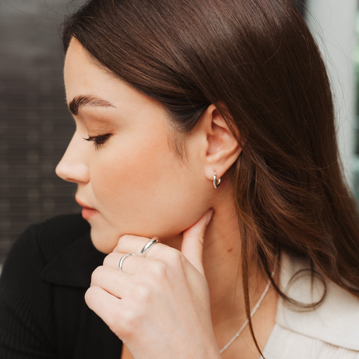 FEARLESS WAVY HOOPS - SO PRETTY CARA COTTER