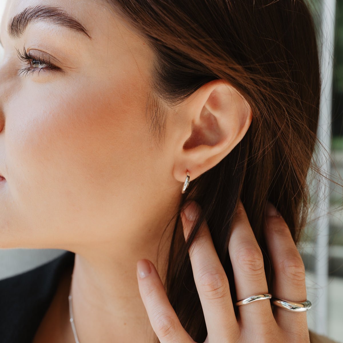 FEARLESS WAVY HOOPS - SO PRETTY CARA COTTER