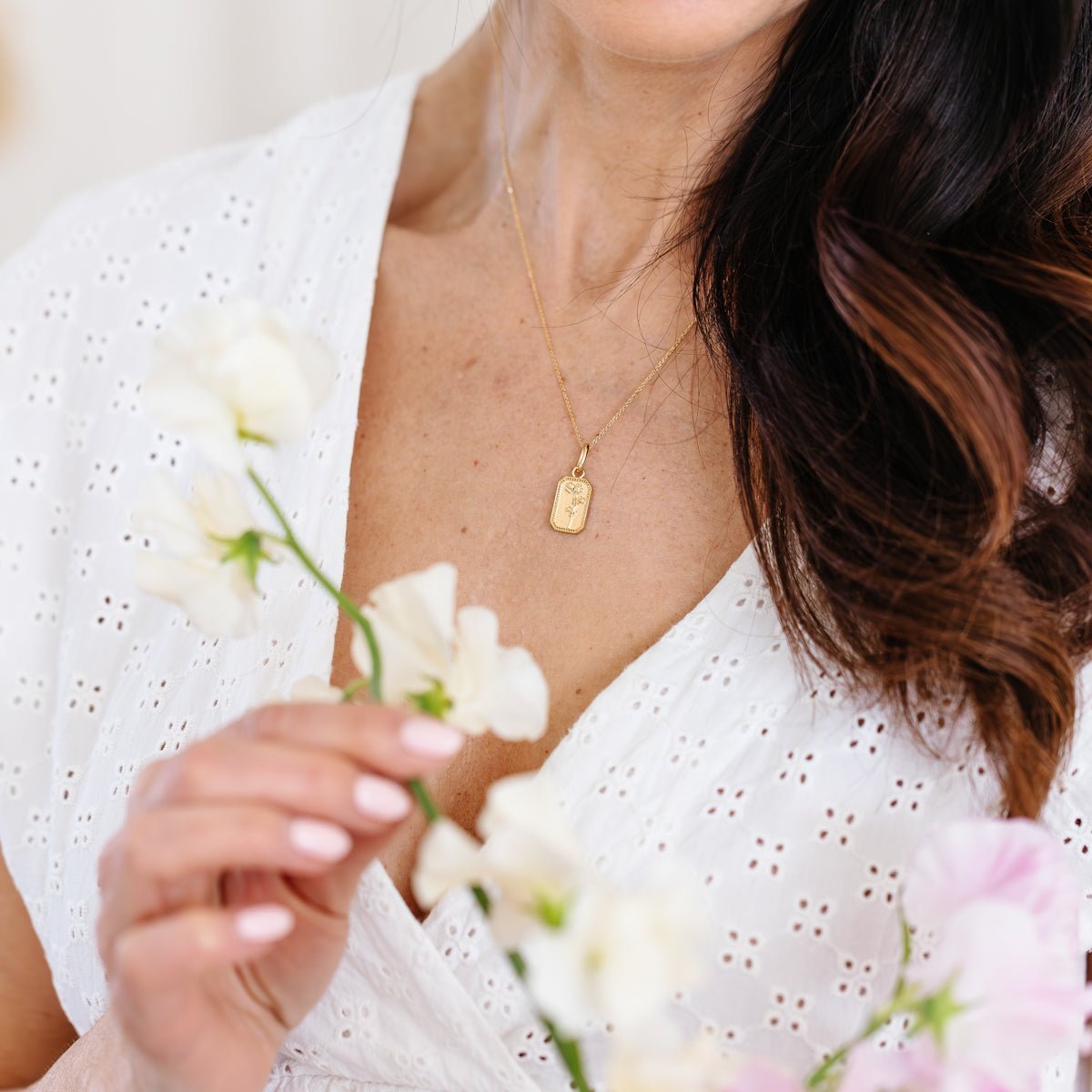 FRAICHE INSPIRE APRIL BIRTH FLOWER NECKLACE - SWEET PEA - SO PRETTY CARA COTTER