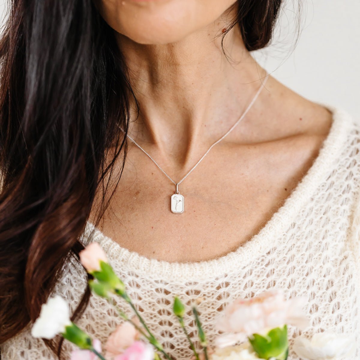 FRAICHE INSPIRE JANUARY BIRTH FLOWER NECKLACE - CARNATION - SILVER - SO PRETTY CARA COTTER