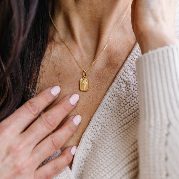 FRAICHE NOVEMBER BIRTH FLOWER NECKLACE PEONY GOLD SO PRETTY CARA