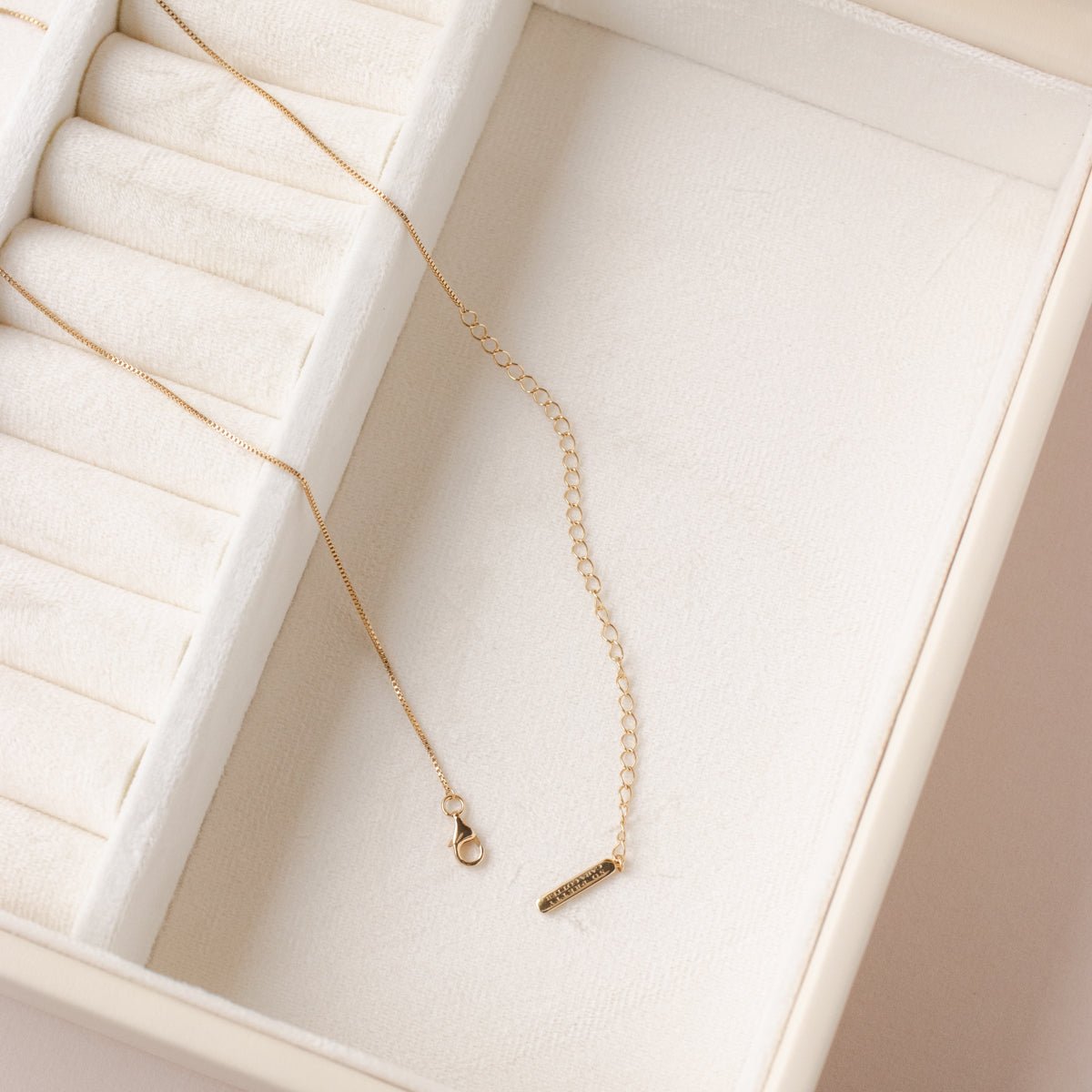 Mini Box Chain FRAICHE MINI BOX CHAIN - GOLD - SO PRETTY CARA COTTER