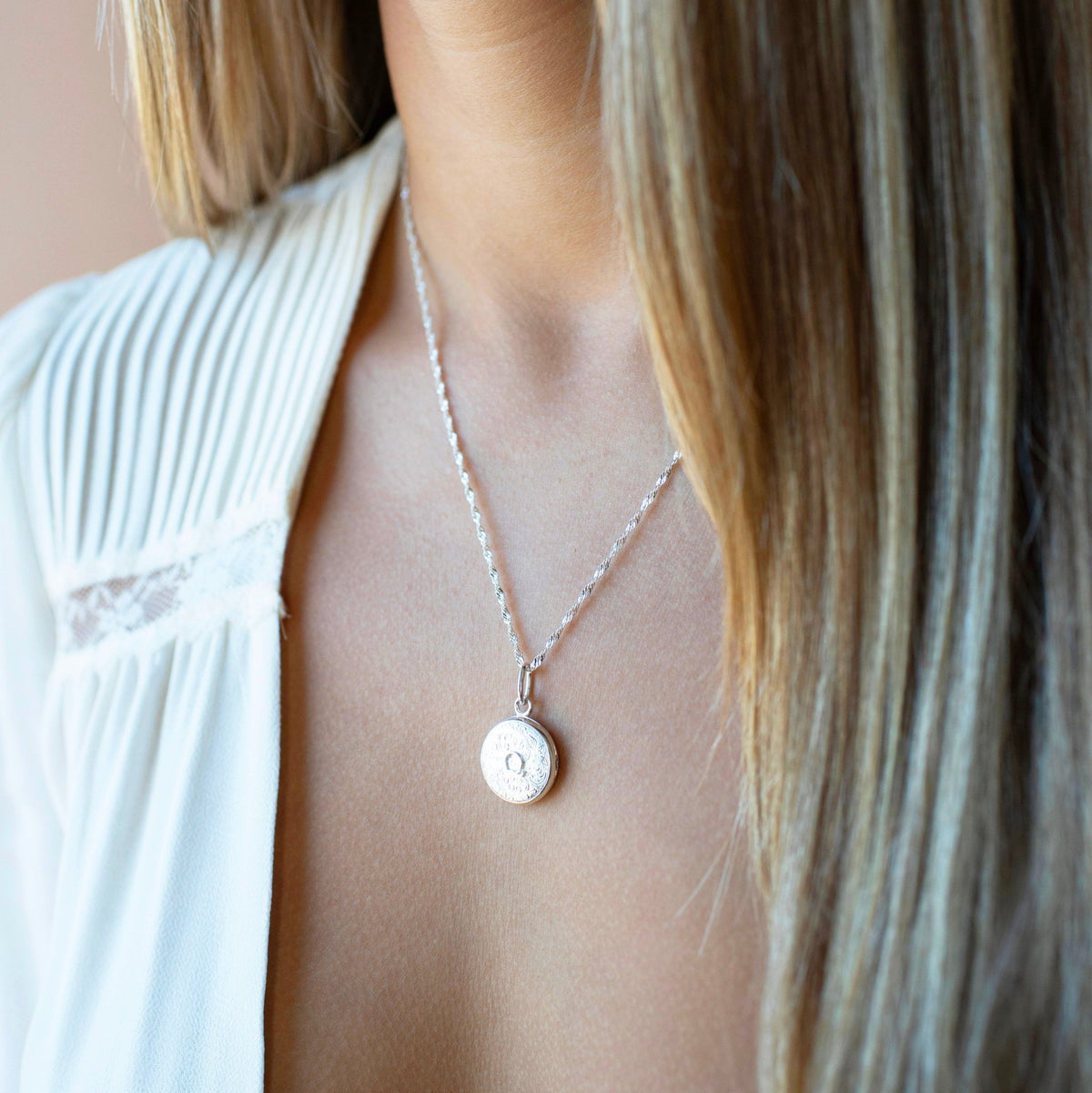 Fraiche Vintage Monogram Locket - Q - SO PRETTY CARA COTTER