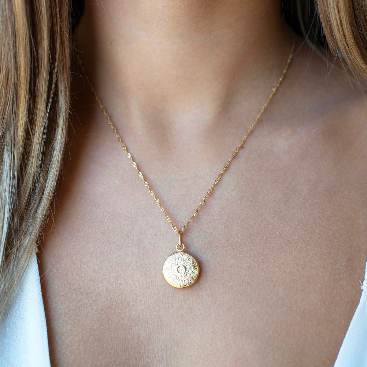 Fraiche Vintage Monogram Locket - Q - SO PRETTY CARA COTTER