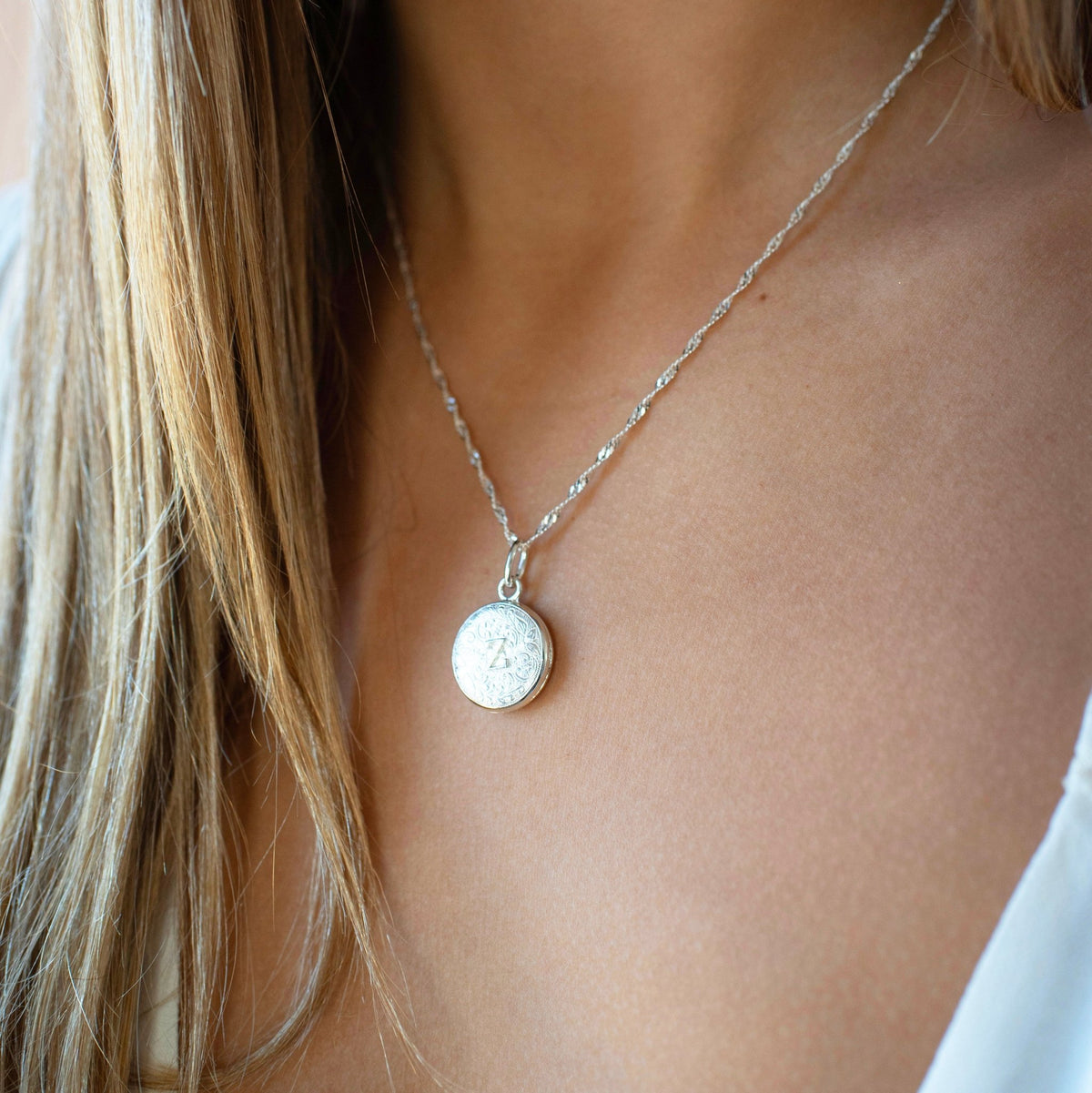 Fraiche Vintage Monogram Locket - Z - SO PRETTY CARA COTTER