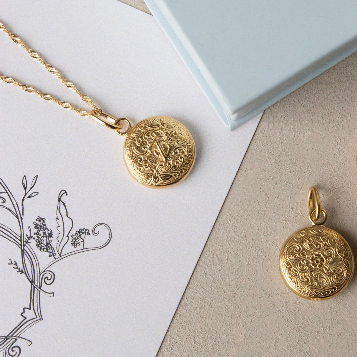 Fraiche Vintage Monogram Locket - Z - SO PRETTY CARA COTTER
