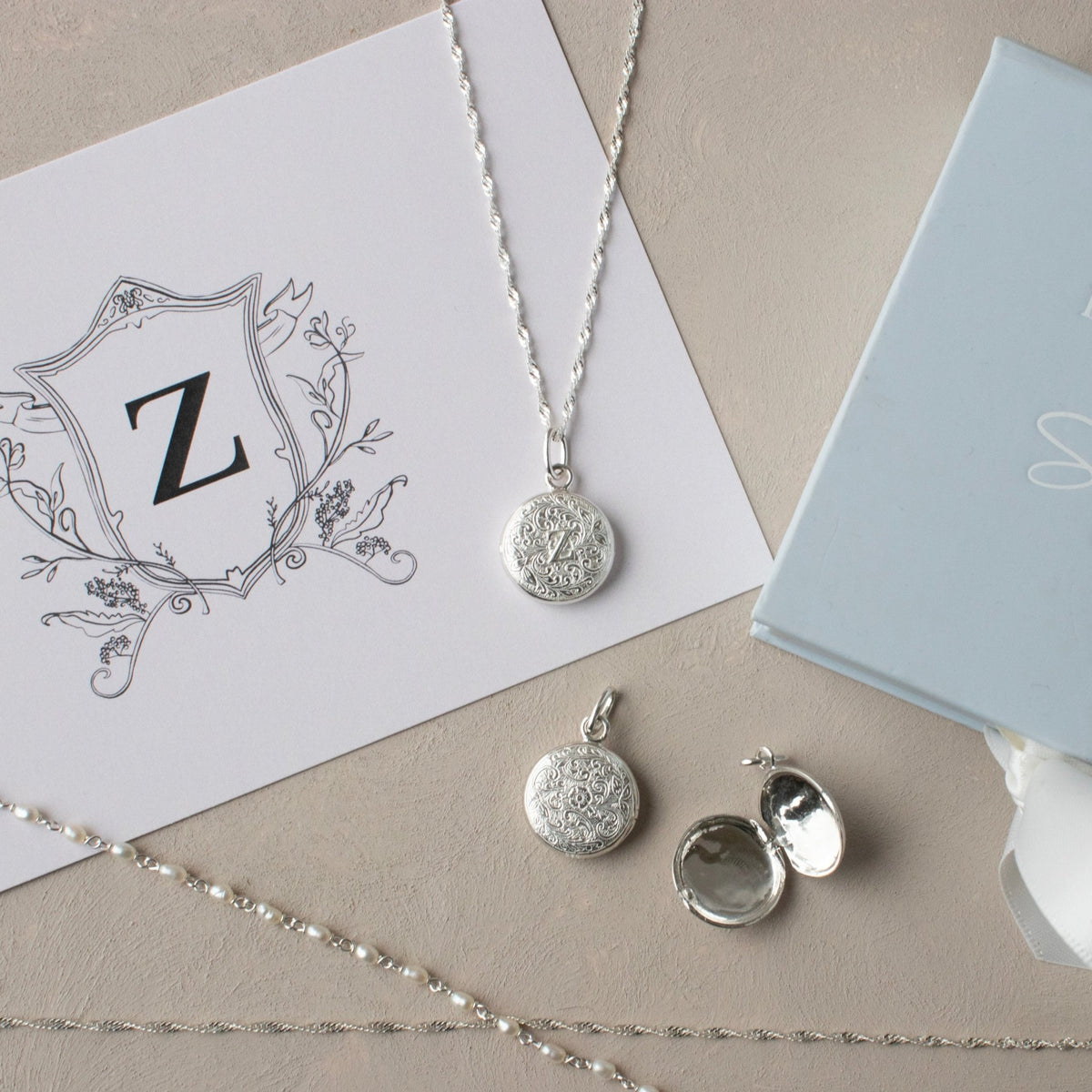 Fraiche Vintage Monogram Locket - Z - SO PRETTY CARA COTTER