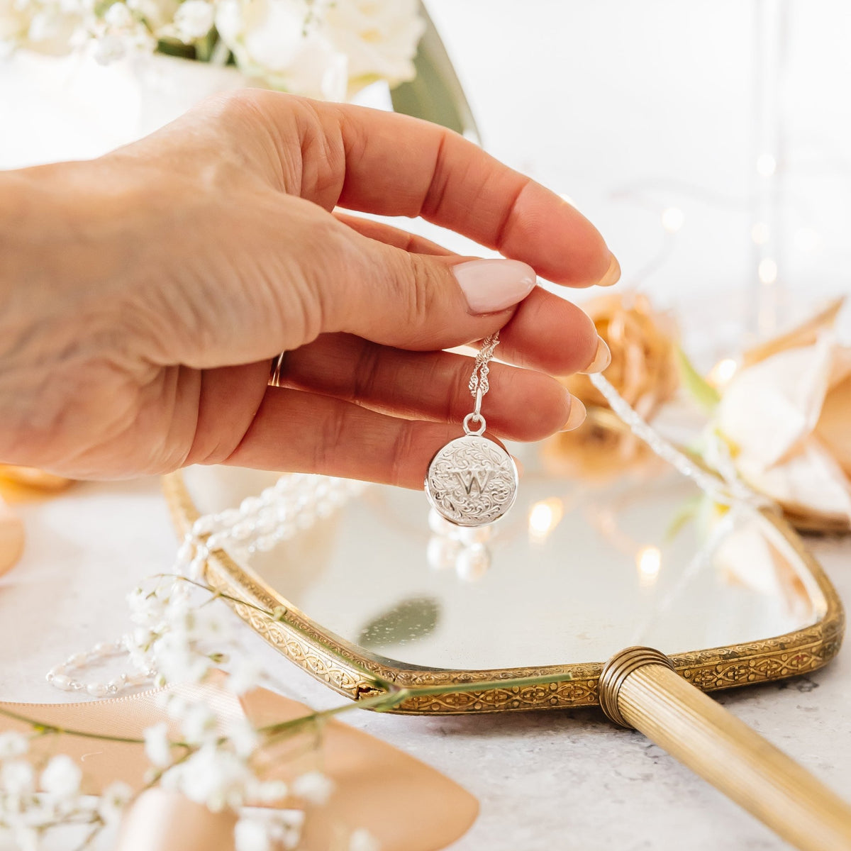 Fraiche Vintage Monogram Locket - Z - SO PRETTY CARA COTTER