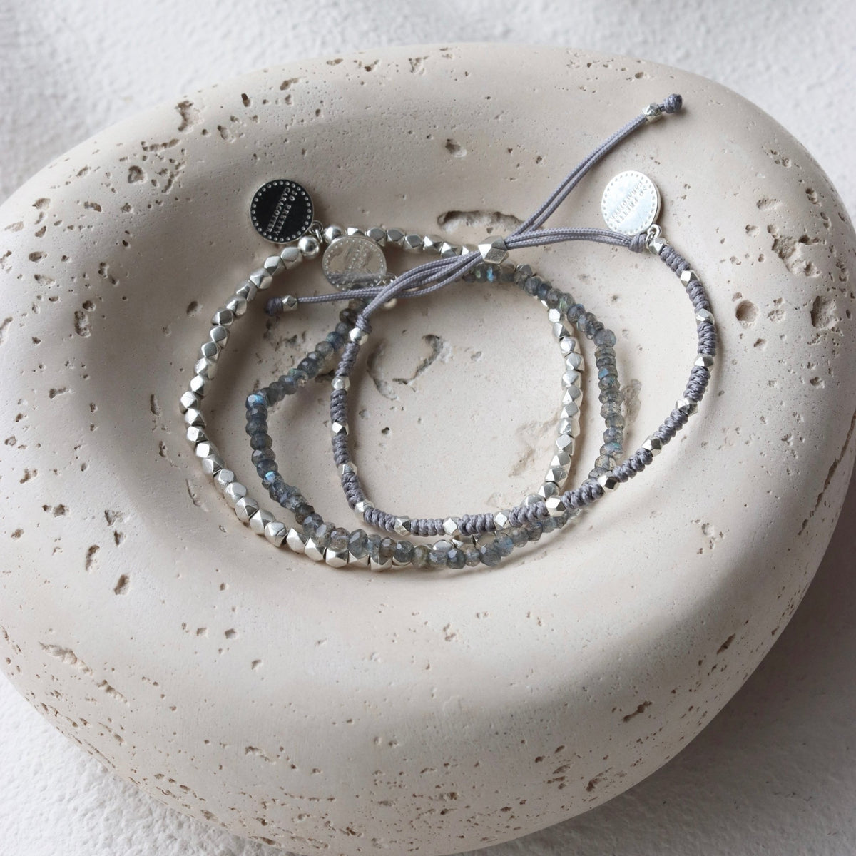 Iconic Beaded Stretch Bracelet - Labradorite - SO PRETTY CARA COTTER
