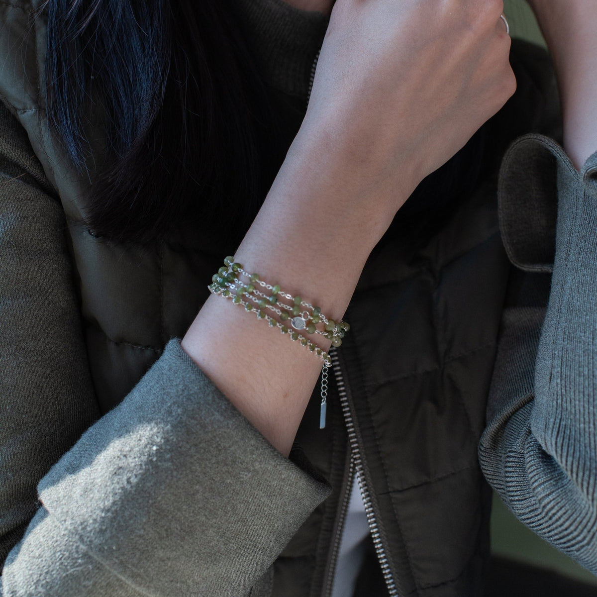 Iconic Short Beaded Necklace - Juniper Vasonite - SO PRETTY CARA COTTER