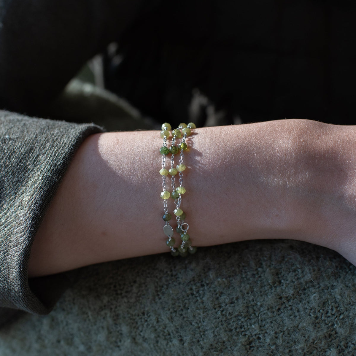 Iconic Short Beaded Necklace - Juniper Vasonite - SO PRETTY CARA COTTER