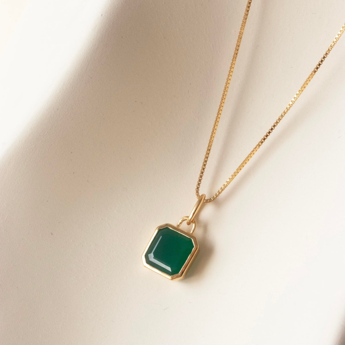 LEGACY MAY BIRTHSTONE CHARM - EMERALD ONYX - SO PRETTY CARA COTTER