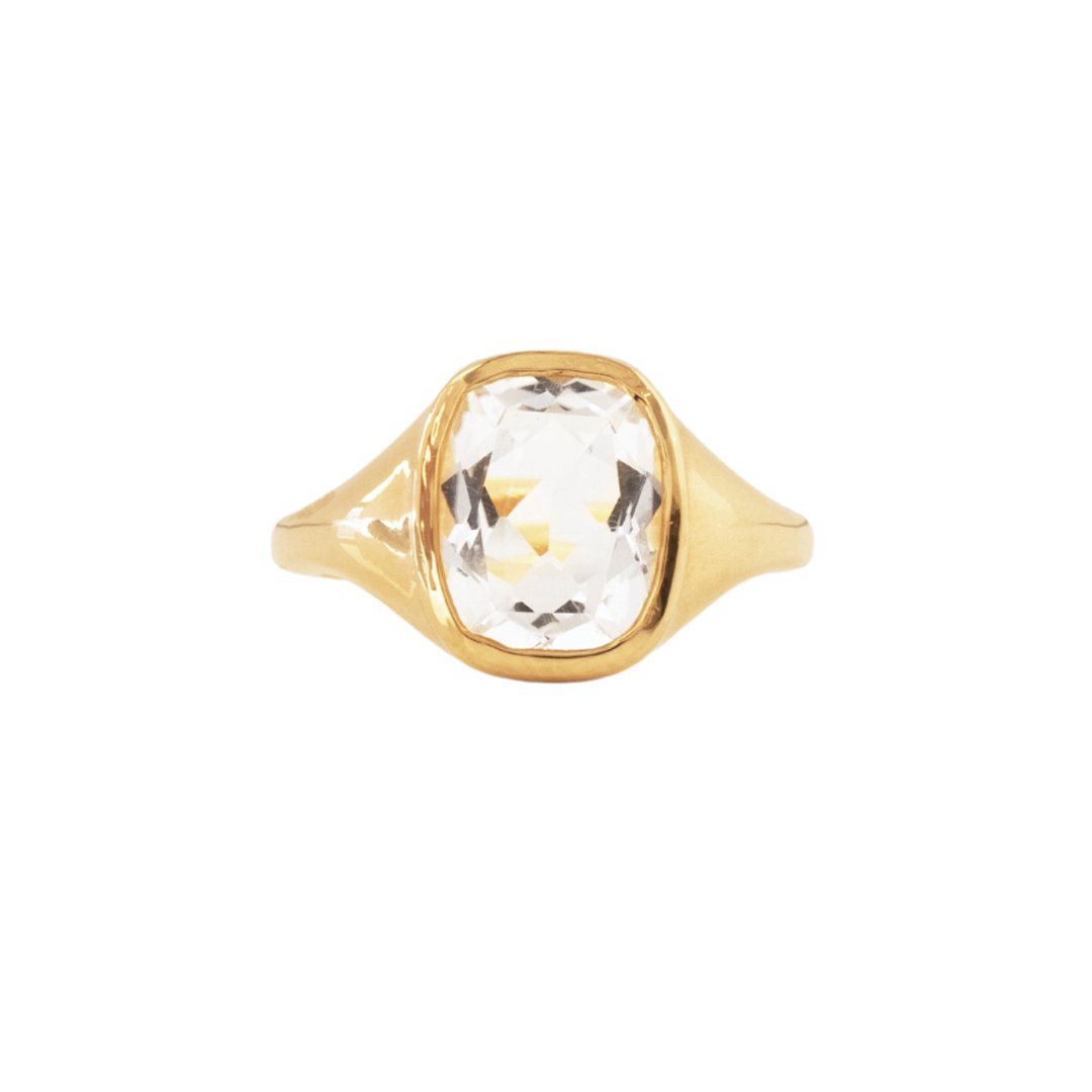 LOVE VINTAGE SIGNET RING - ROCK CRYSTAL &amp; GOLD - SO PRETTY CARA COTTER