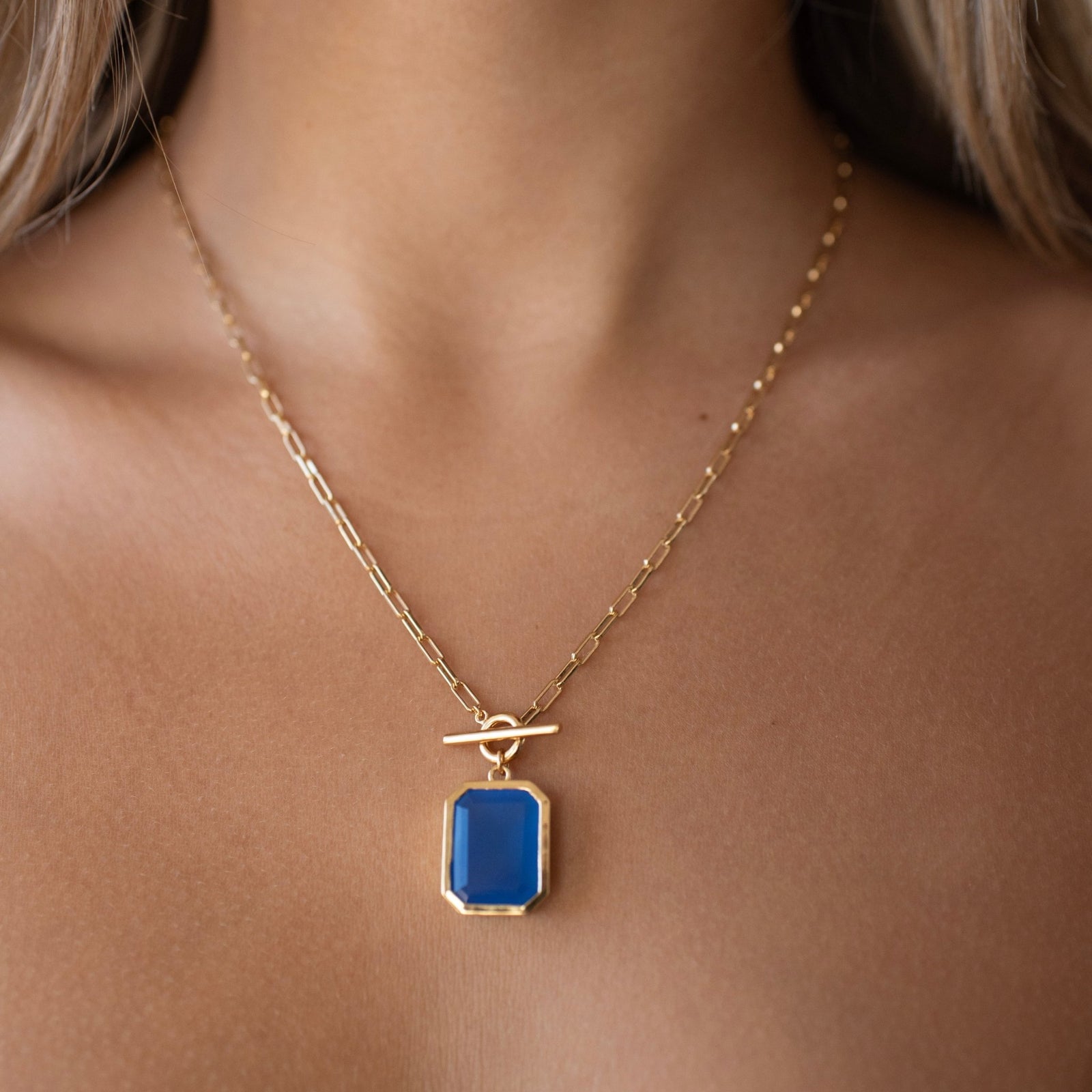 LOVE VINTAGE SOLITAIRE TOGGLE NECKLACE - DENIM BLUE ONYX - SO PRETTY CARA COTTER