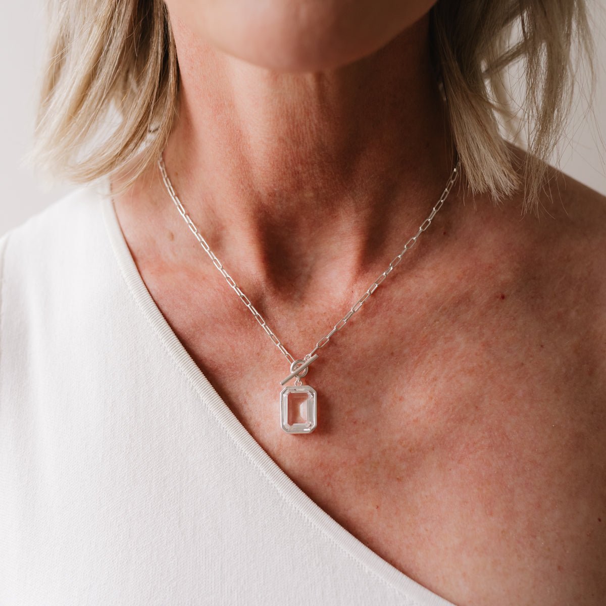 LOVE VINTAGE SOLITAIRE TOGGLE NECKLACE - ROCK CRYSTAL & SILVER - SO PRETTY CARA COTTER