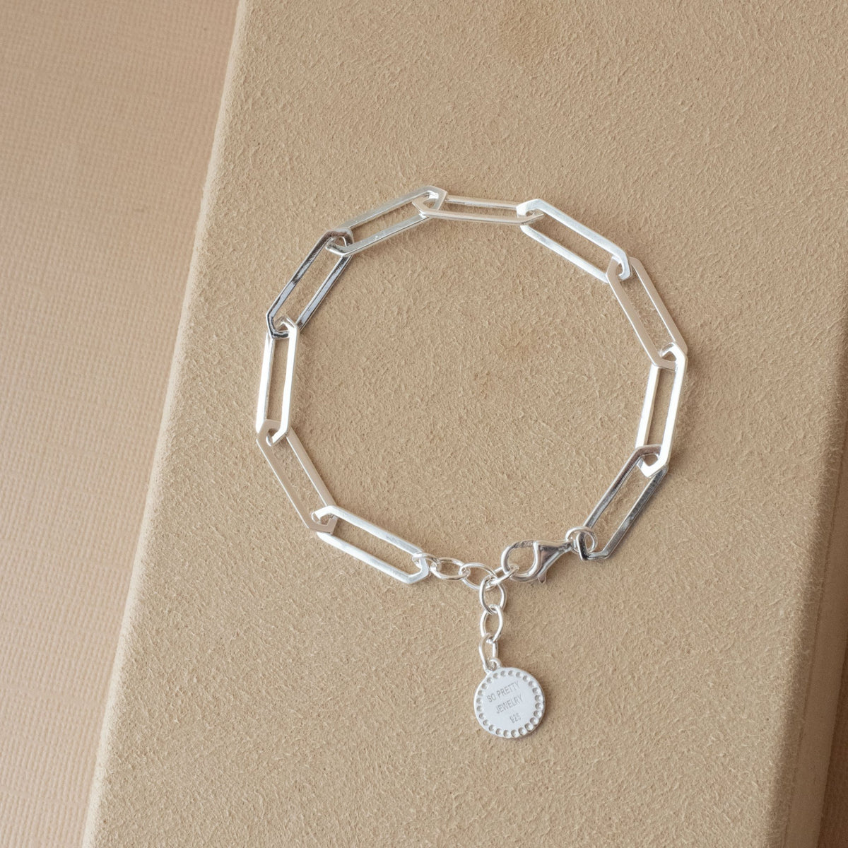 LUXE POISE OVAL BRACELET - SILVER - SO PRETTY CARA COTTER