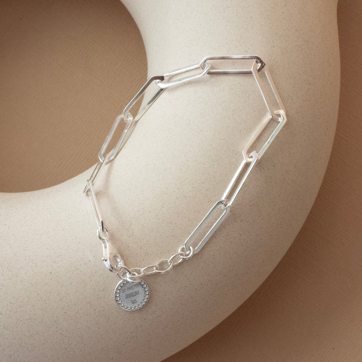 LUXE POISE OVAL BRACELET - SILVER - SO PRETTY CARA COTTER